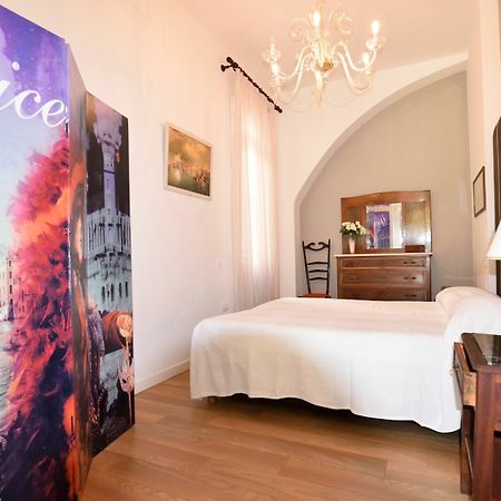 San Giacomo Apartment Венеція Екстер'єр фото