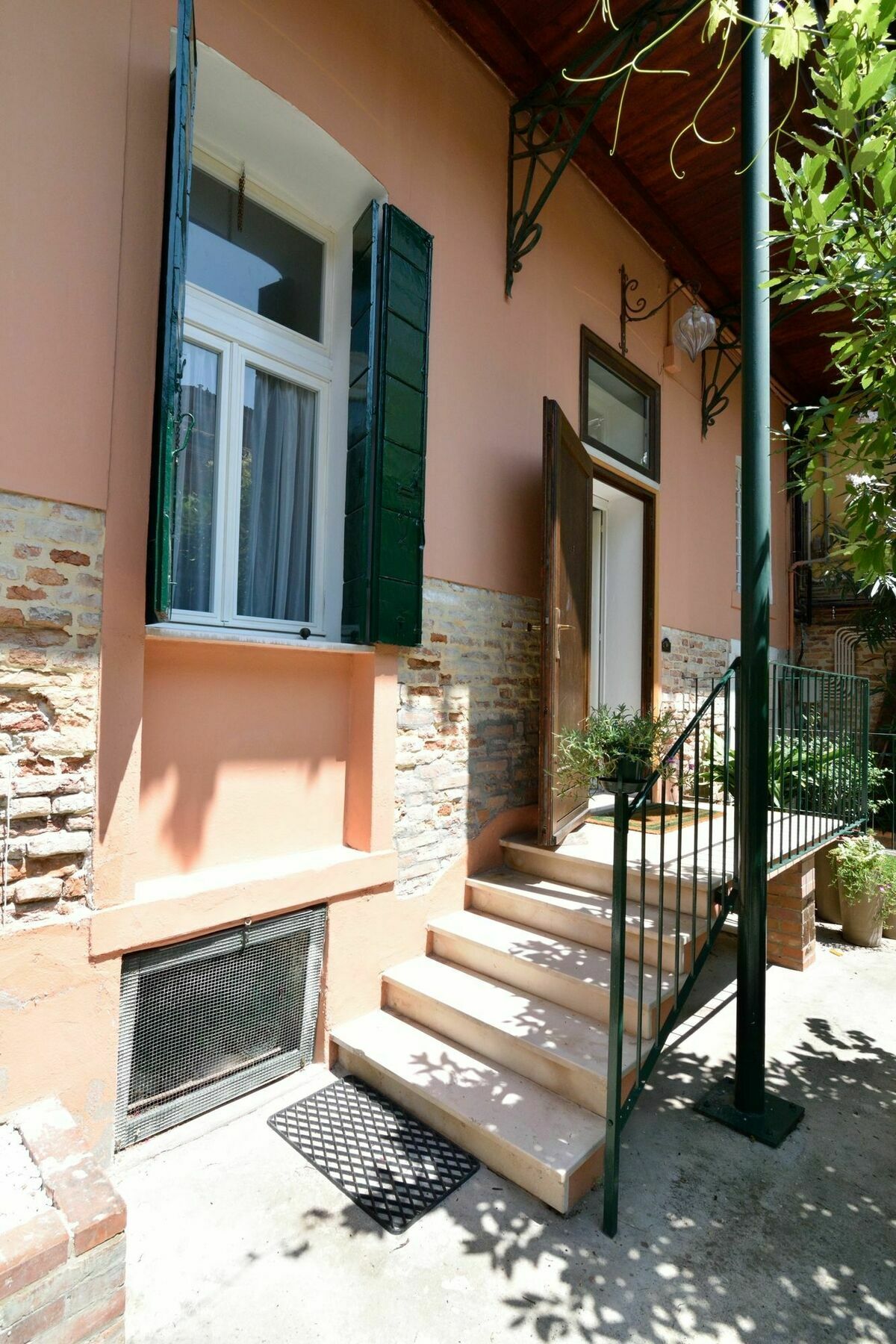 San Giacomo Apartment Венеція Екстер'єр фото
